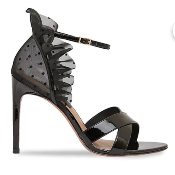 BcbgMaxazria Stella Ruffle ankle strap sandal size 6
